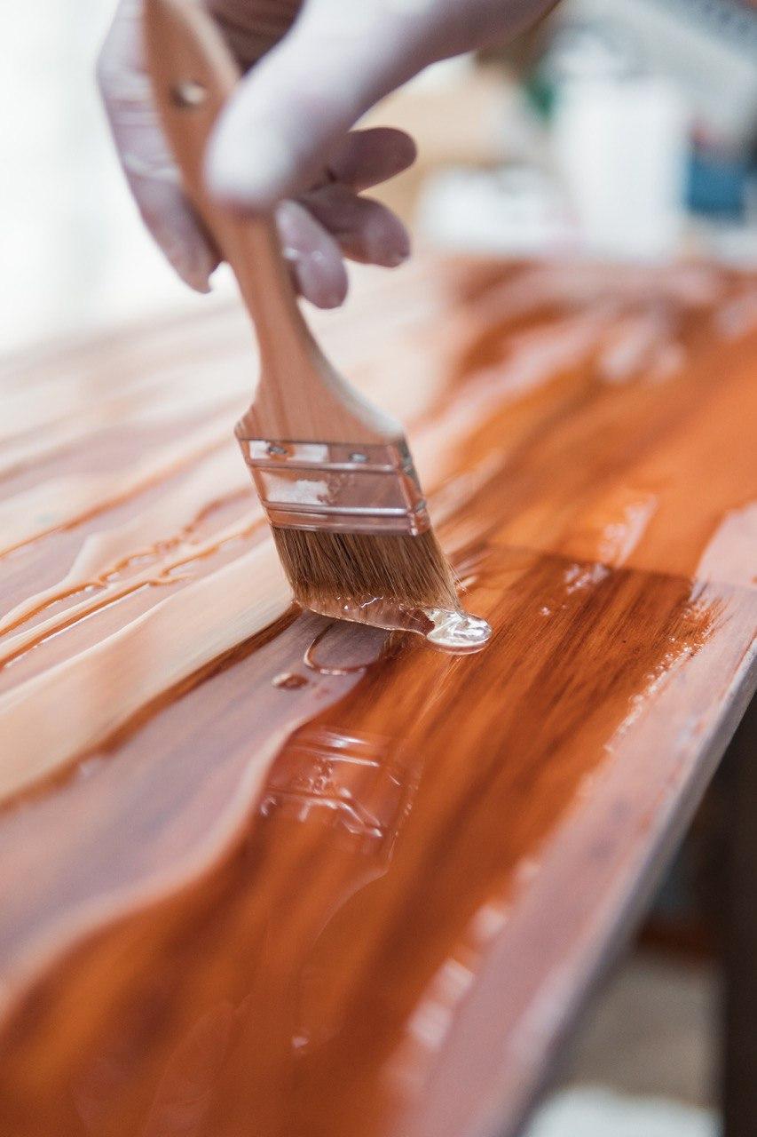 The Different Types Of Artist Varnishes